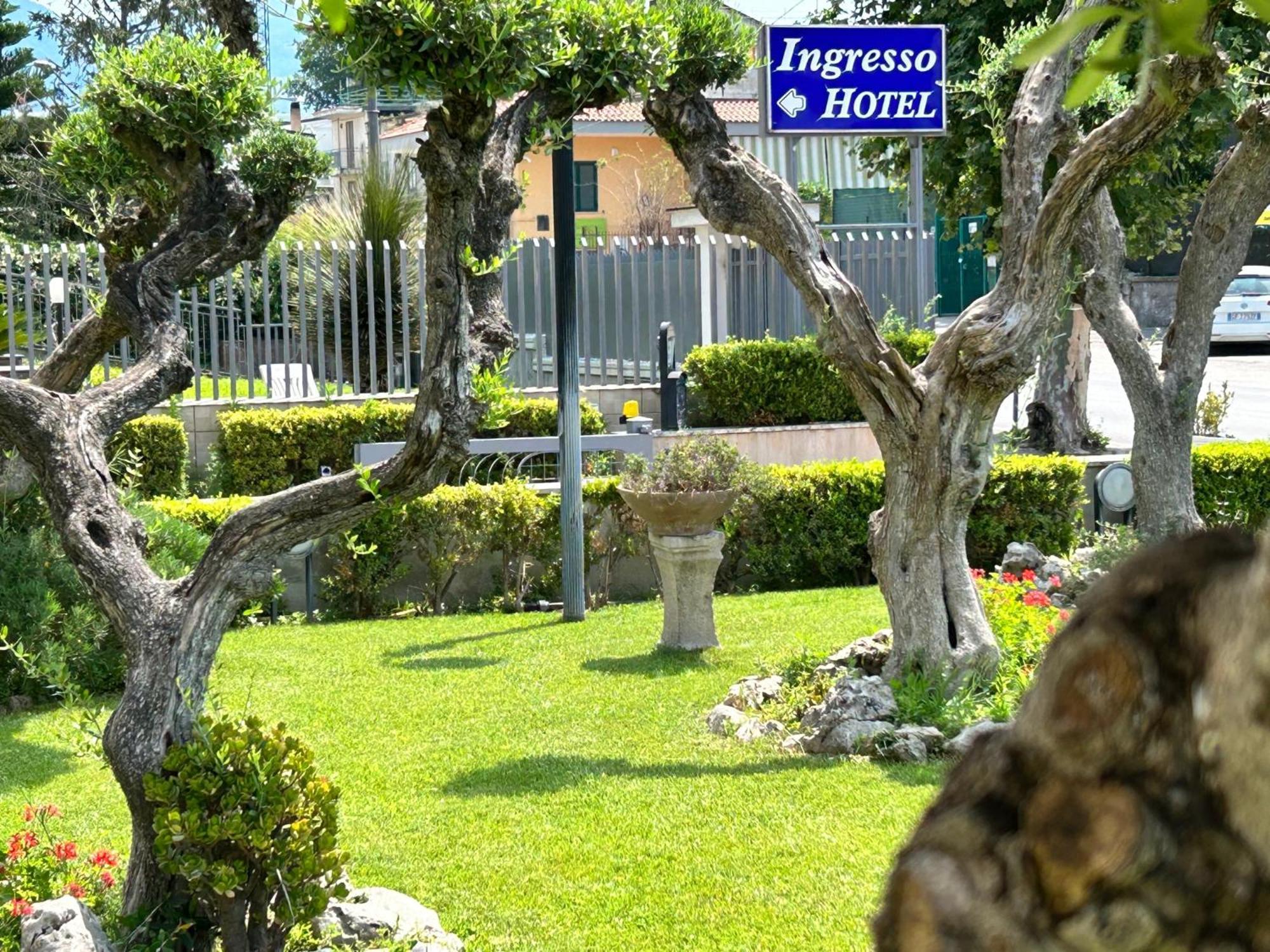 Hotel Maddaloni Tufino Esterno foto